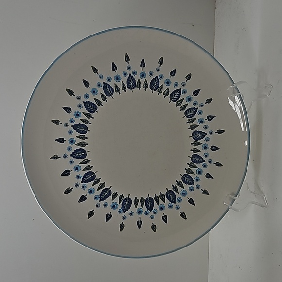 VERY VINTAGE Marcrest Swiss Alpine 10 in. Dinner Plate - Picture 2 of 4